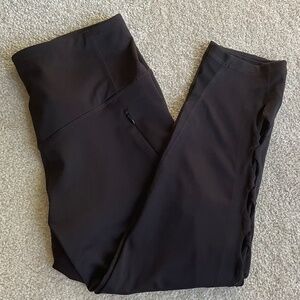 Black FILA Capri Workout Leggings size M